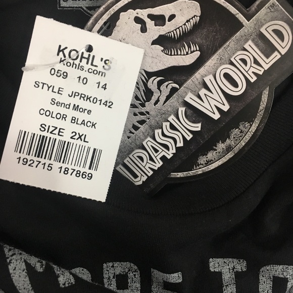 Jurassic Park Dinosaur Graphic Men’s Black Tee NWT - Picture 8 of 9